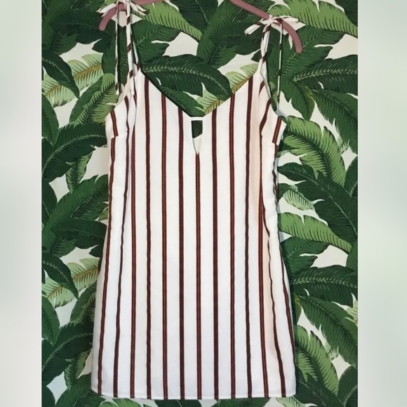 SUPERDOWN Tie Strap Mini Dress White Brown Stripes New NWT Revolve Size Medium - Picture 5 of 16